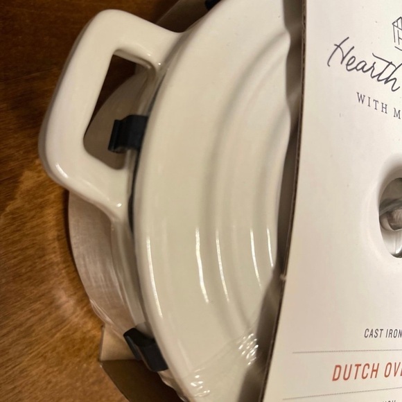 Hearth & Hand with Magnolia Enameled Cast Iron Dutch Oven Cream 0.5qt - Picture 5 of 6